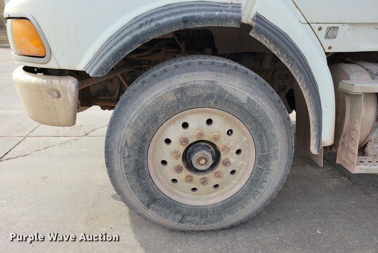 image for item NB9991 2006 Sterling L9500 dump truck