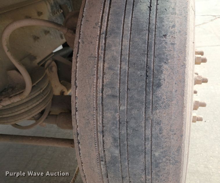 image for item NB9991 2006 Sterling L9500 dump truck