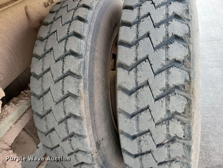 image for item NB9991 2006 Sterling L9500 dump truck