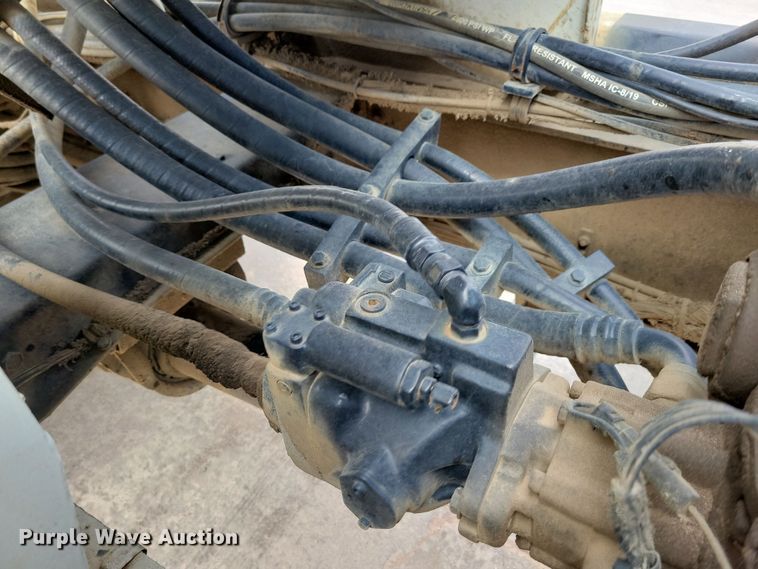 image for item NB9993 1998 International  Paystar 5000 ready mix truck