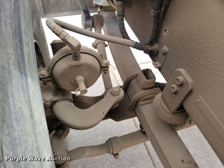 image for item NB9993 1998 International  Paystar 5000 ready mix truck