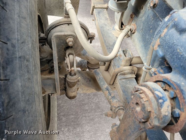 image for item NB9993 1998 International  Paystar 5000 ready mix truck