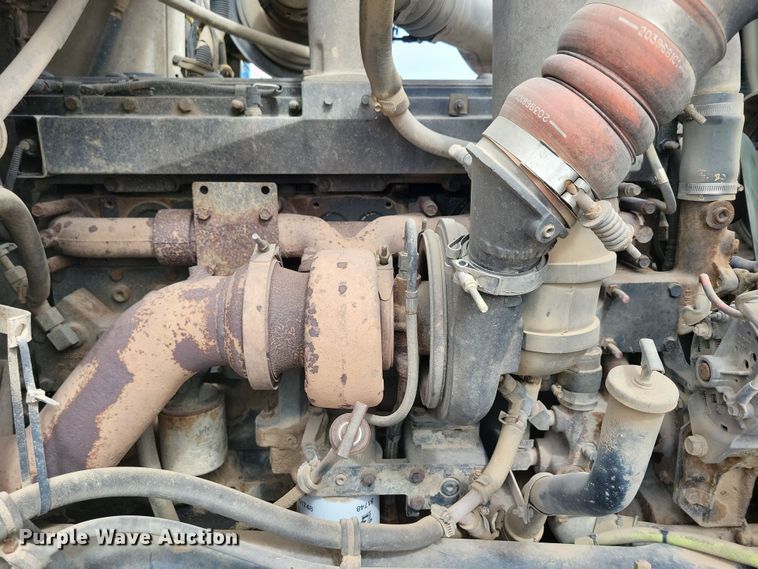 image for item NB9993 1998 International  Paystar 5000 ready mix truck