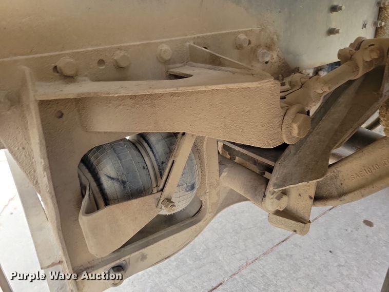 image for item NB9993 1998 International  Paystar 5000 ready mix truck