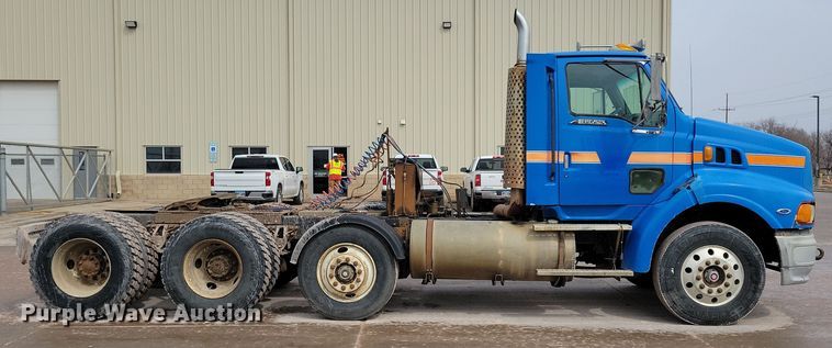 image for item NB9999 1997 Ford Aero Max LA9000 semi truck