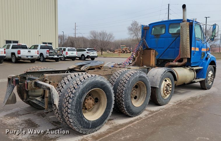 image for item NB9999 1997 Ford Aero Max LA9000 semi truck
