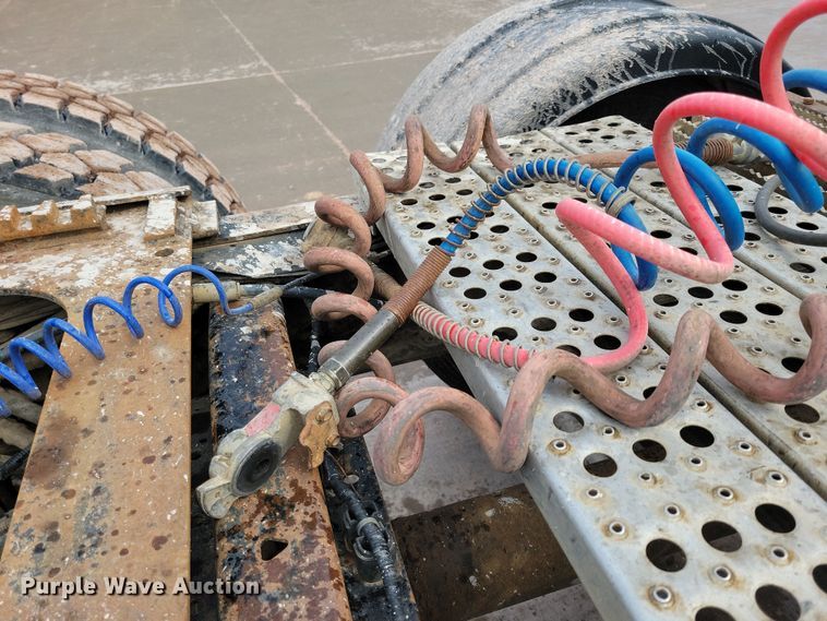 image for item NB9999 1997 Ford Aero Max LA9000 semi truck