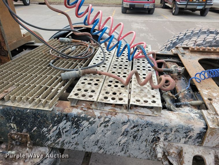 image for item NB9999 1997 Ford Aero Max LA9000 semi truck