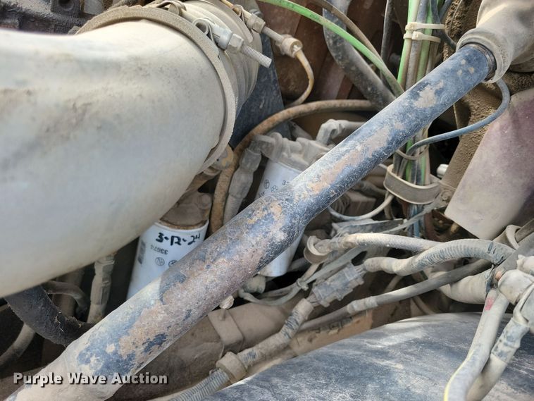 image for item NB9999 1997 Ford Aero Max LA9000 semi truck