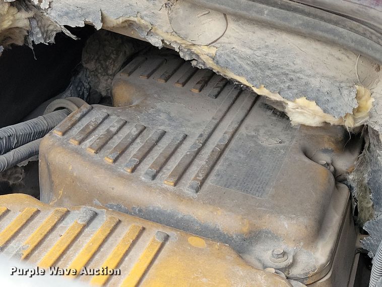 image for item NB9999 1997 Ford Aero Max LA9000 semi truck