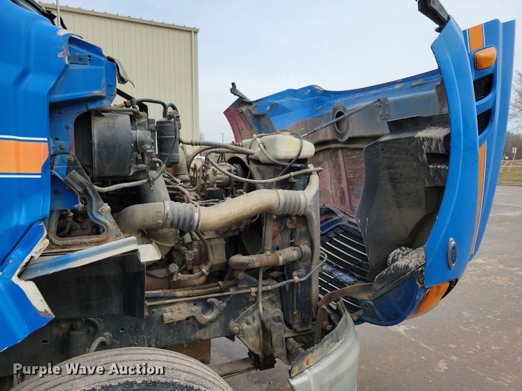 image for item NB9999 1997 Ford Aero Max LA9000 semi truck