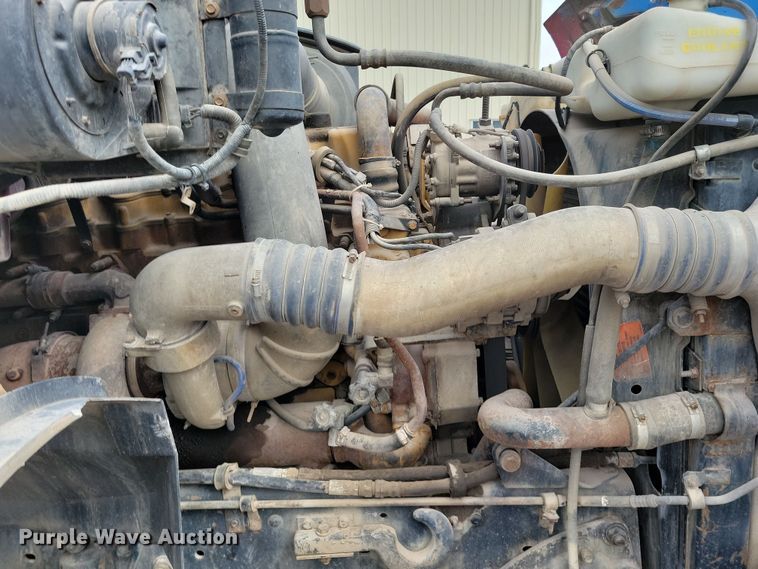 image for item NB9999 1997 Ford Aero Max LA9000 semi truck