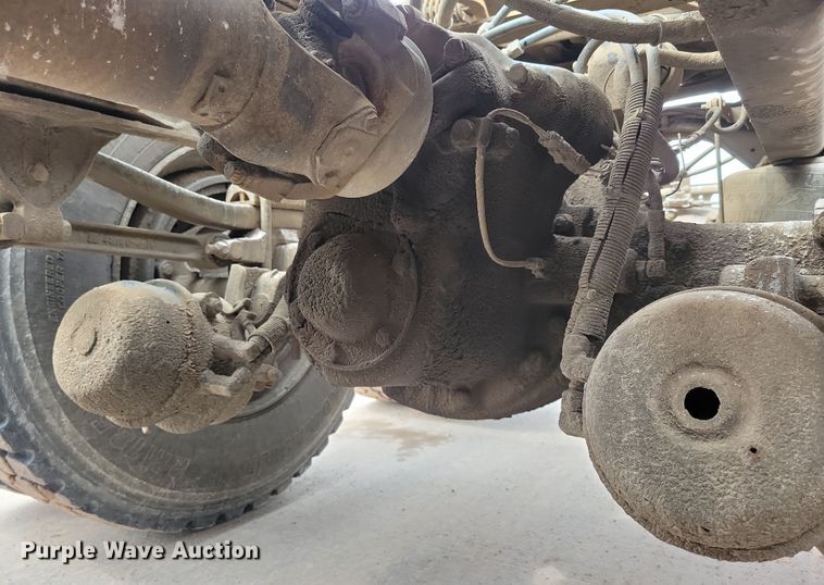 image for item NB9999 1997 Ford Aero Max LA9000 semi truck