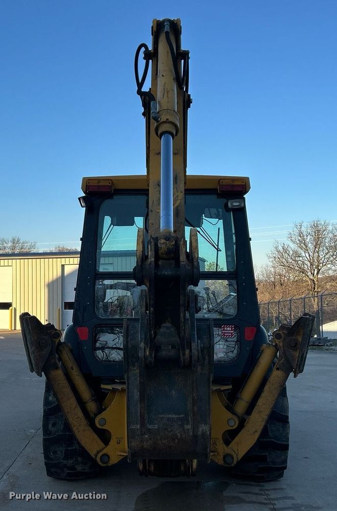 image for item ND9393 2000 John Deere 310SE backhoe