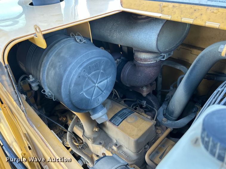 image for item ND9393 2000 John Deere 310SE backhoe