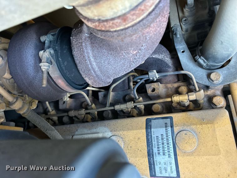 image for item ND9393 2000 John Deere 310SE backhoe