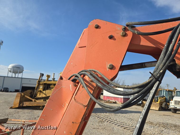 image for item ND9397 2002 JLG 600SJ boom lift
