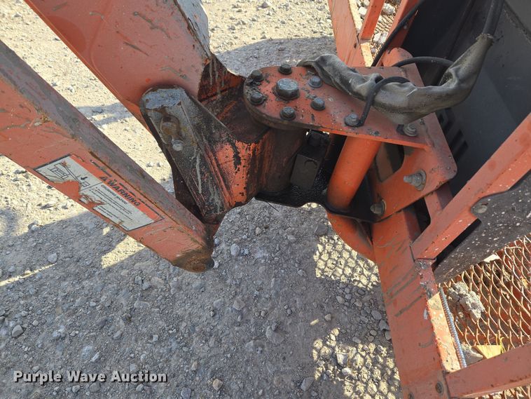image for item ND9397 2002 JLG 600SJ boom lift