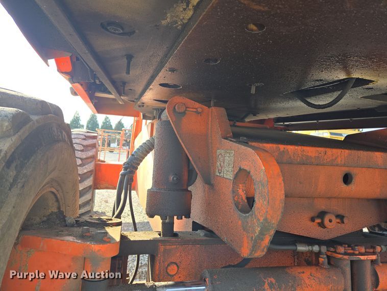 image for item ND9397 2002 JLG 600SJ boom lift