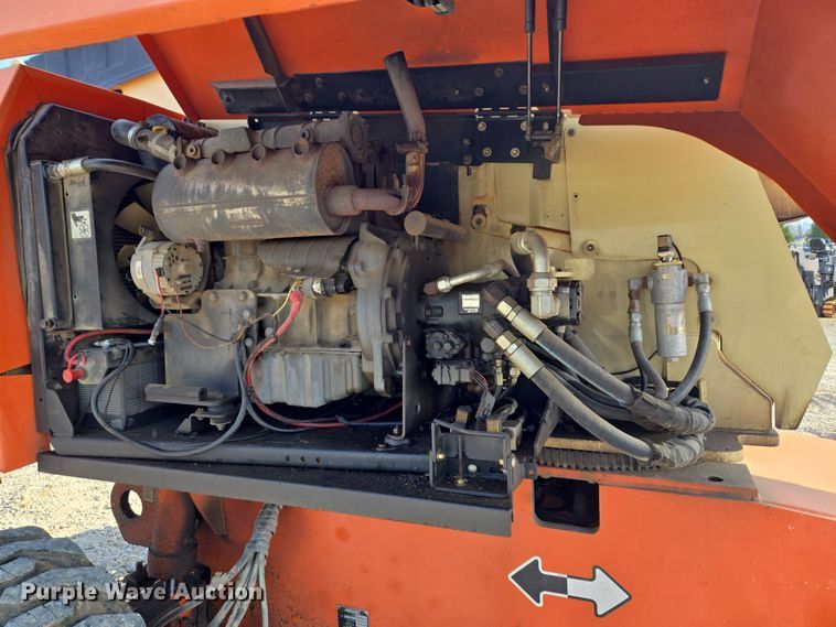 image for item ND9397 2002 JLG 600SJ boom lift