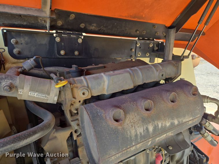 image for item ND9397 2002 JLG 600SJ boom lift