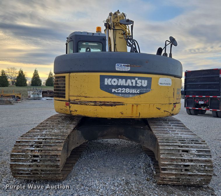 image for item ND9400 2010 Komatsu PC228USLC-3E0 excavator