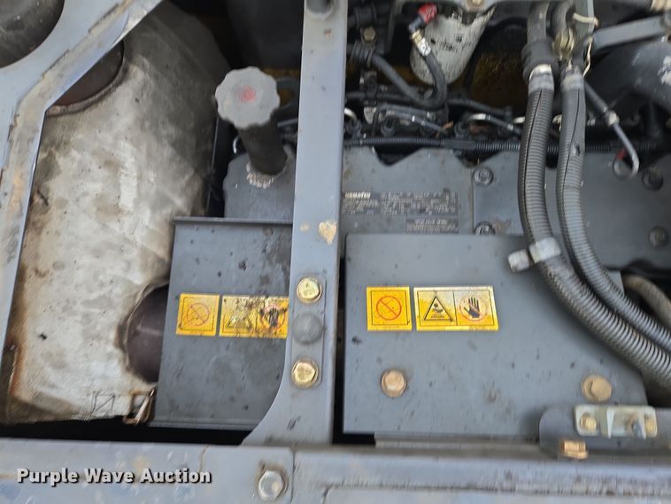 image for item ND9400 2010 Komatsu PC228USLC-3E0 excavator