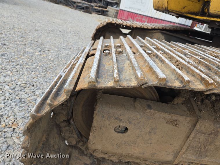 image for item ND9400 2010 Komatsu PC228USLC-3E0 excavator