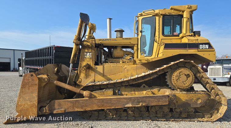 image for item ND9401 1993 Caterpillar D8N dozer