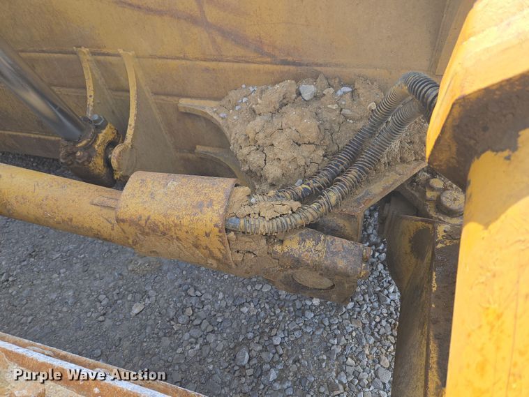 image for item ND9401 1993 Caterpillar D8N dozer