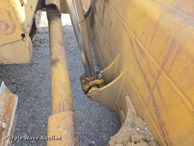 image for item ND9401 1993 Caterpillar D8N dozer