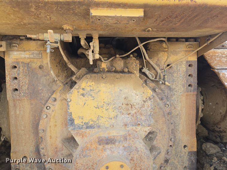 image for item ND9401 1993 Caterpillar D8N dozer