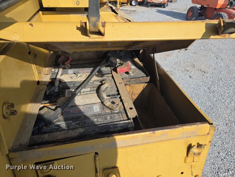 image for item ND9401 1993 Caterpillar D8N dozer