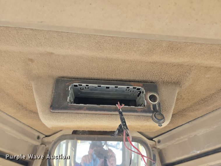 image for item ND9401 1993 Caterpillar D8N dozer