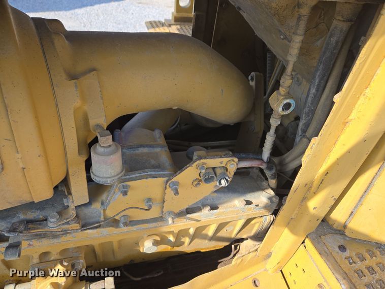 image for item ND9401 1993 Caterpillar D8N dozer