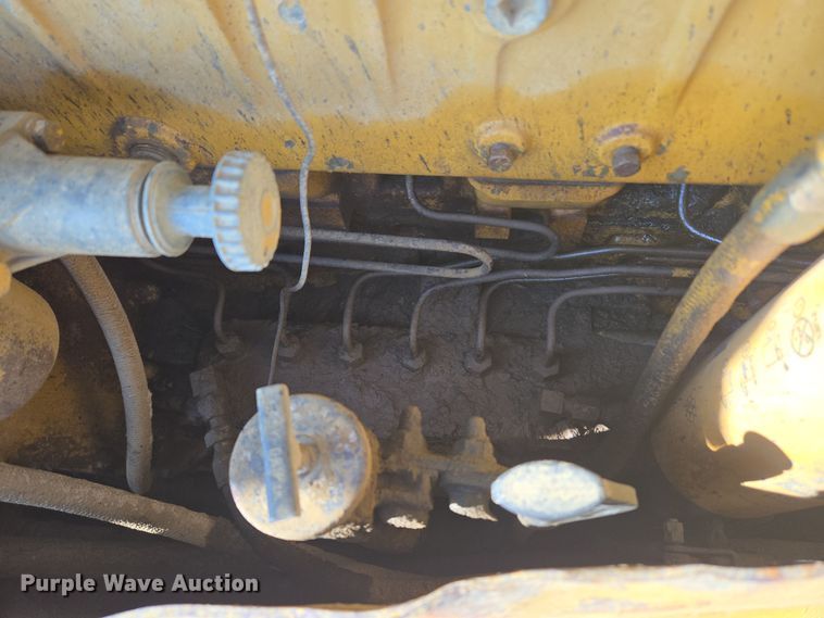 image for item ND9401 1993 Caterpillar D8N dozer