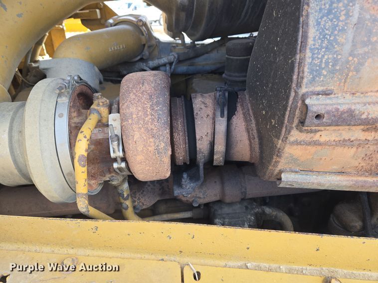 image for item ND9401 1993 Caterpillar D8N dozer