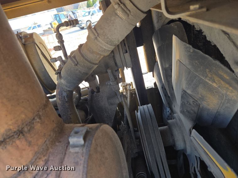 image for item ND9401 1993 Caterpillar D8N dozer