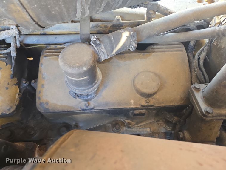 image for item ND9401 1993 Caterpillar D8N dozer