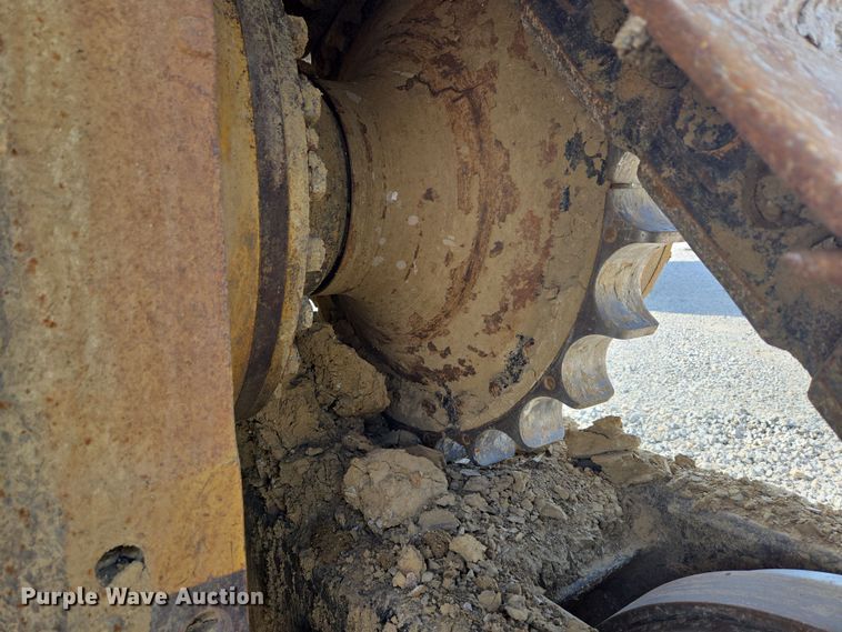 image for item ND9401 1993 Caterpillar D8N dozer