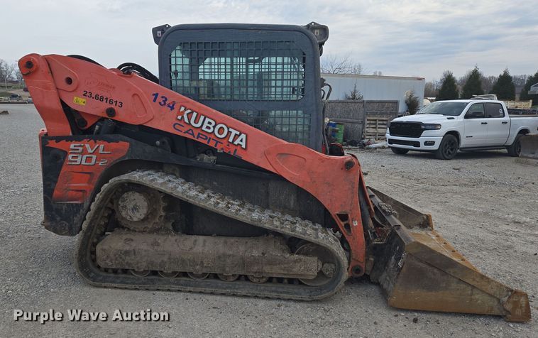image for item ND9402 Kubota SVL90-2 skid steer loader