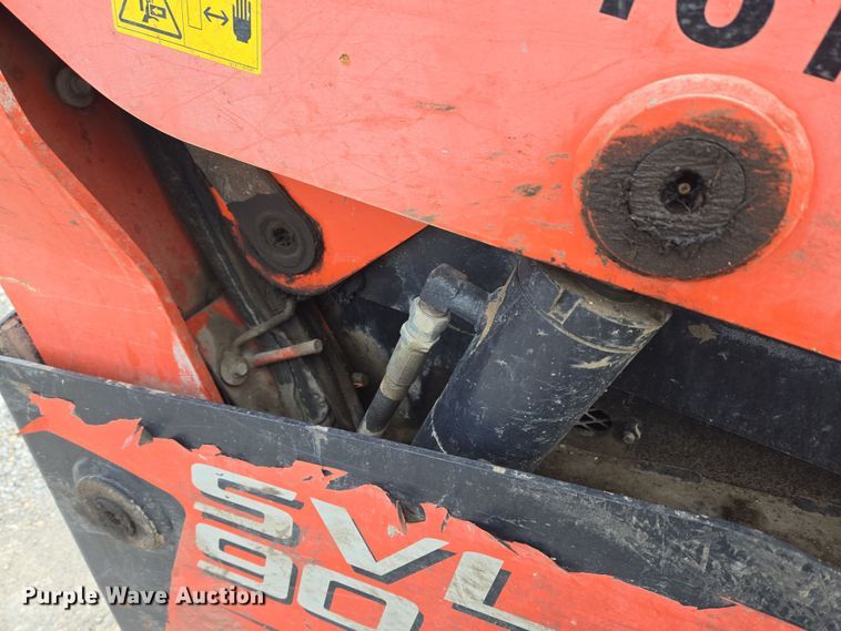 image for item ND9402 Kubota SVL90-2 skid steer loader