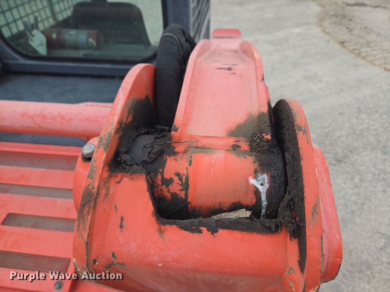 image for item ND9402 Kubota SVL90-2 skid steer loader