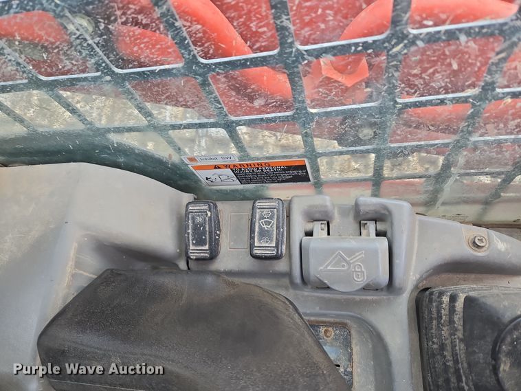 image for item ND9402 Kubota SVL90-2 skid steer loader