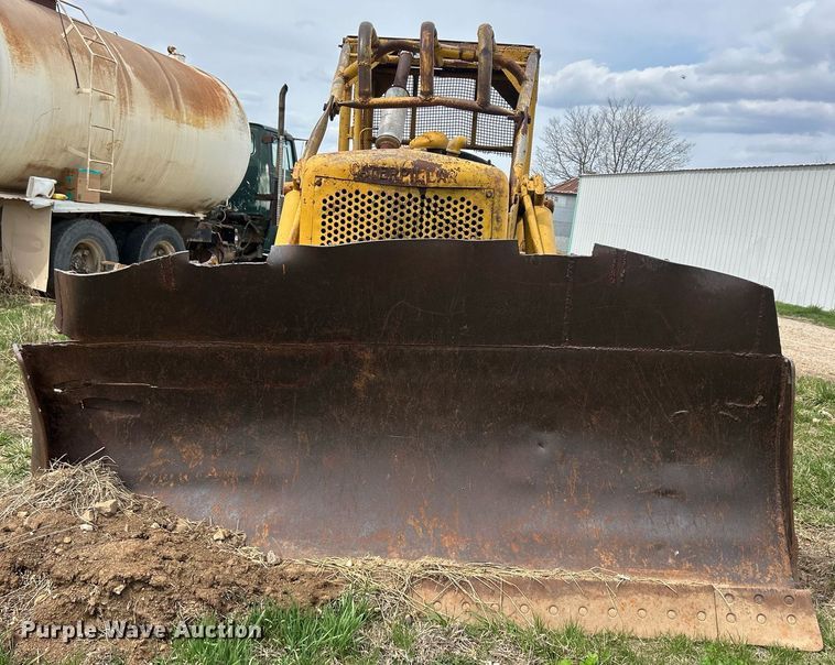 image for item ND9406 Caterpillar D6 dozer