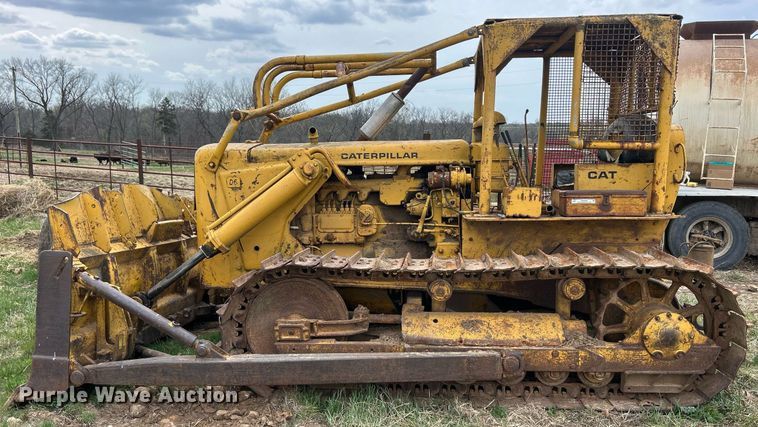 image for item ND9406 Caterpillar D6 dozer