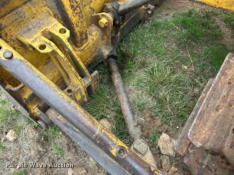 image for item ND9406 Caterpillar D6 dozer