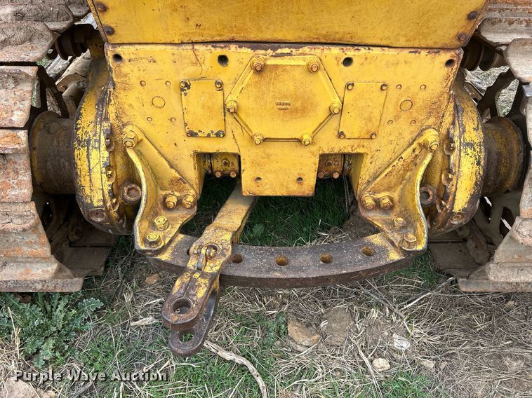 image for item ND9406 Caterpillar D6 dozer