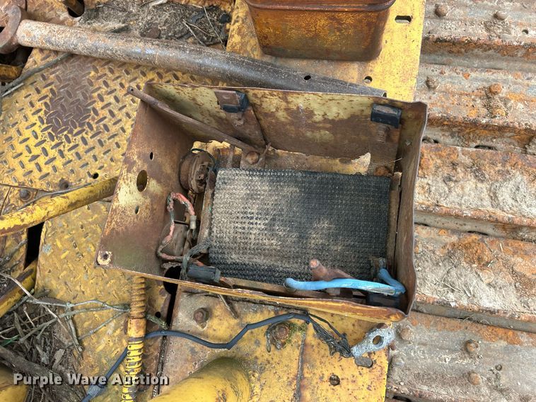 image for item ND9406 Caterpillar D6 dozer