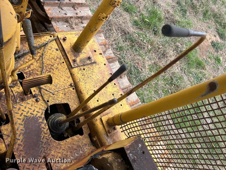 image for item ND9406 Caterpillar D6 dozer